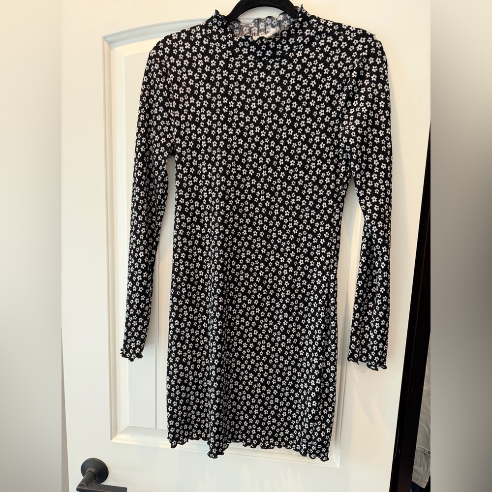 Lush Black and White Floral Long Sleeve Dress
